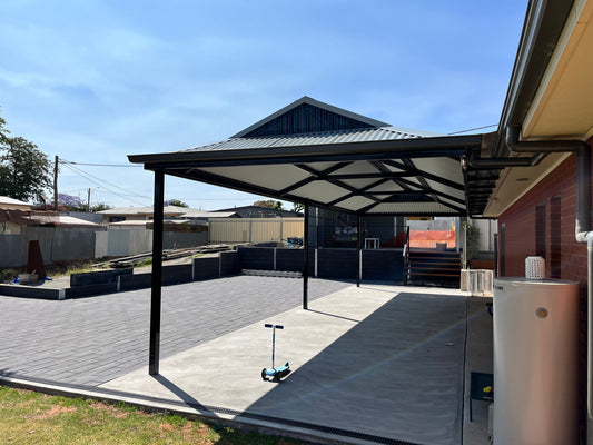 How Kris and Mel Built the Backyard of Their Dreams with a Smartkits Flyover Patio Kit