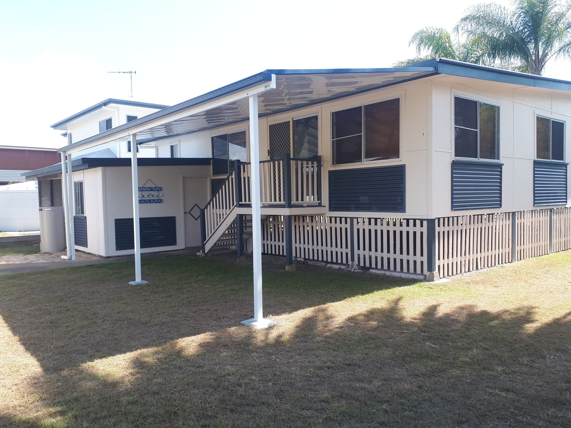 SmartKits Australia Attached, Flat Patio Roof- 5m (L) x 4m (W).