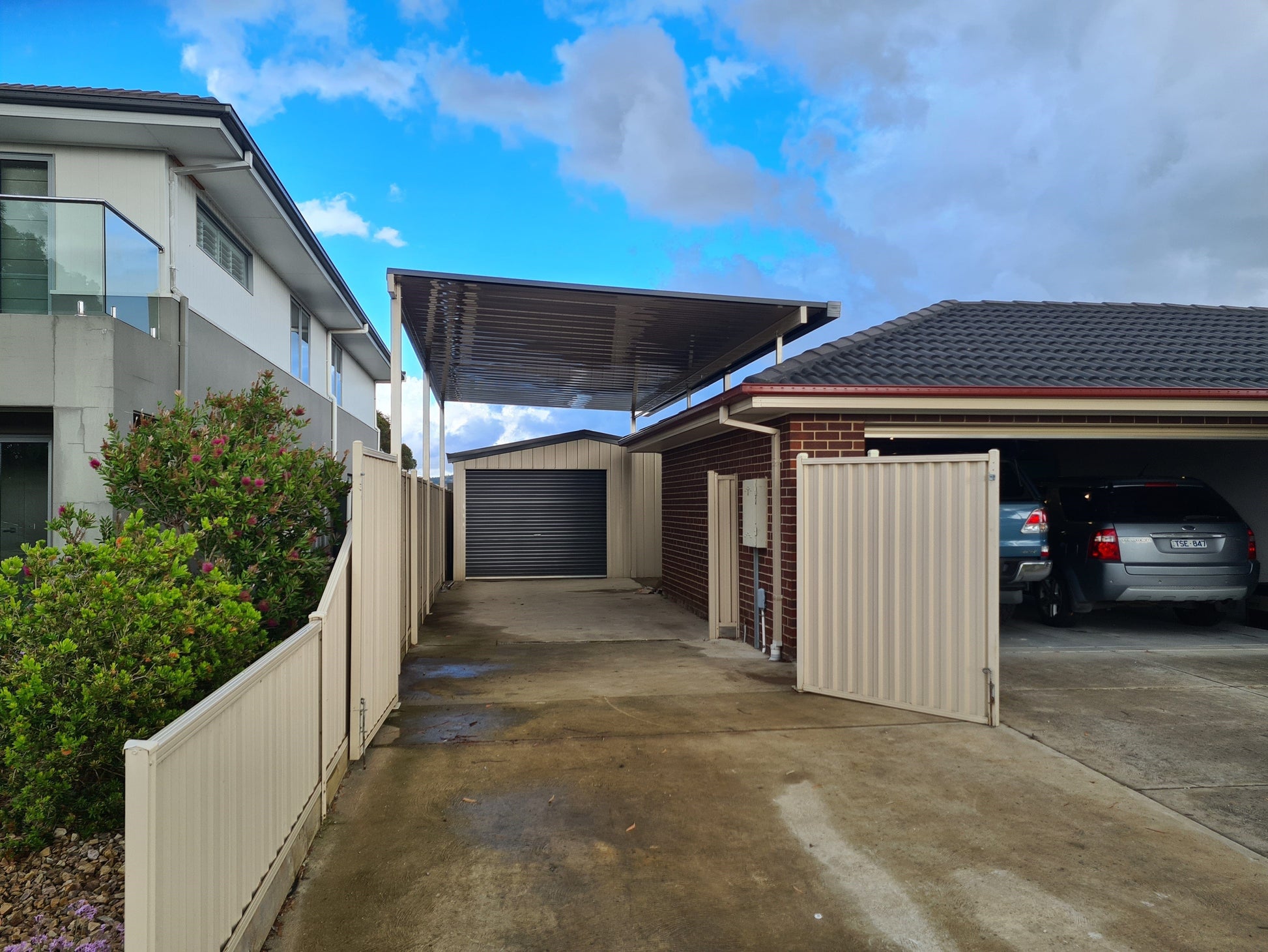 SmartKits Australia Attached, Flat Patio Roof- 5m (L) x 4m (W).