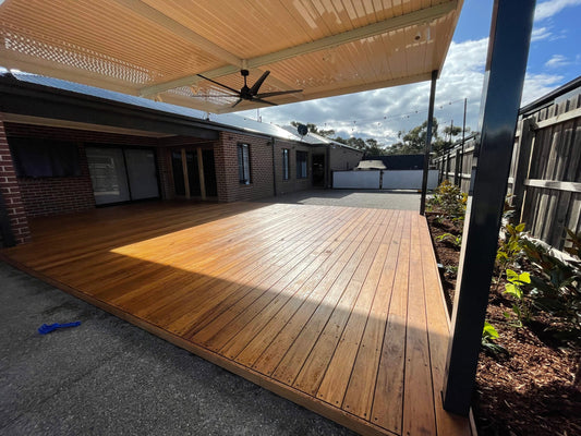 SmartKits Australia Non-Insulated, Flyover Roof- 8m (L) x 4m (W).