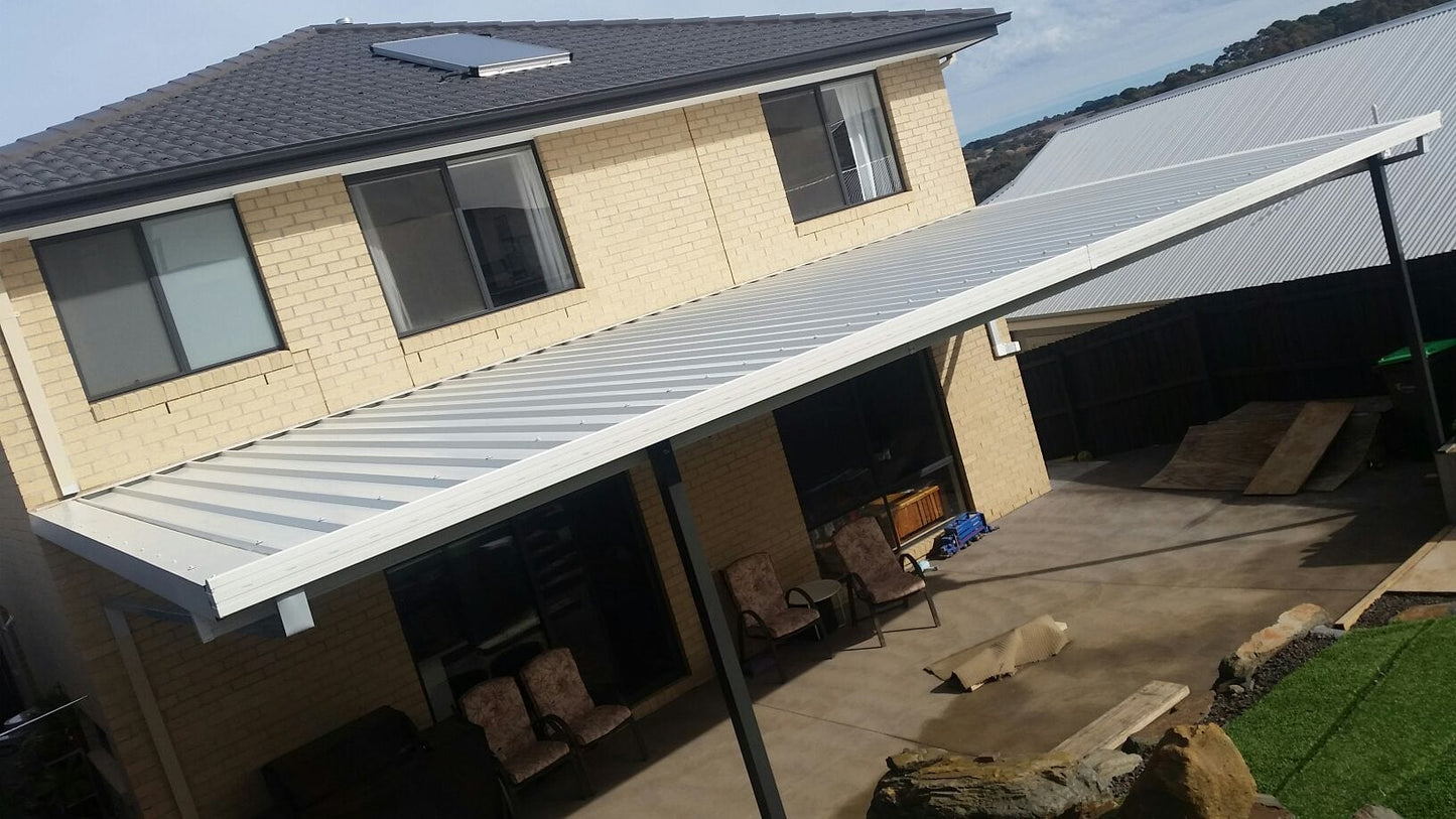 SmartKits Australia Attached, Flat Patio Roof- 4m (L) x 3m (W).