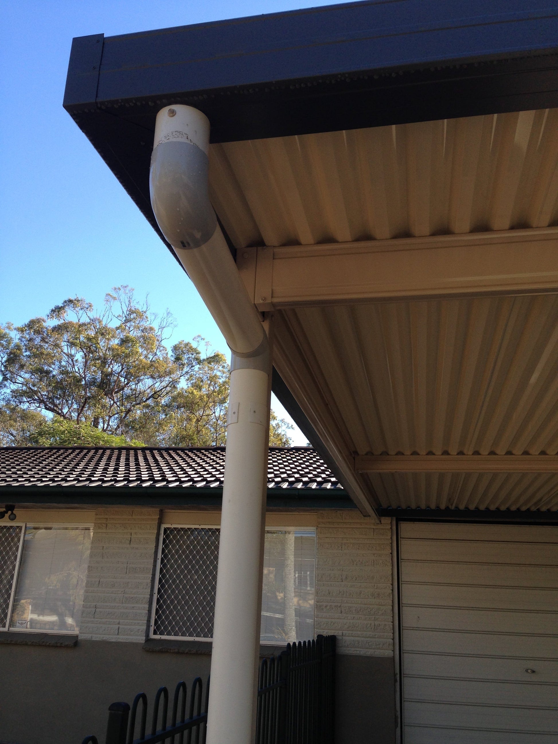 SmartKits Australia Flat Roof Carport- 8m (L) x 6m (W).