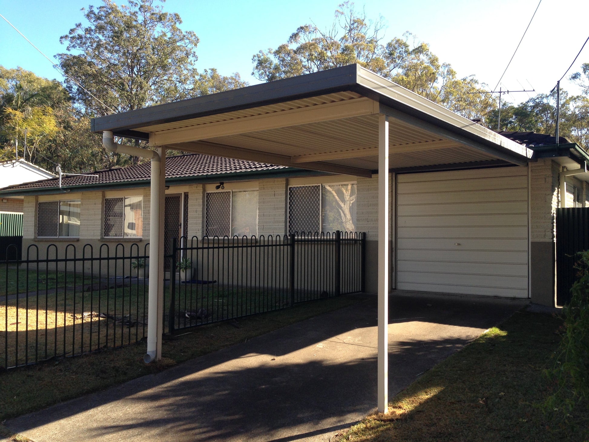 SmartKits Australia Flat Roof Carport- 8m (L) x 6m (W).