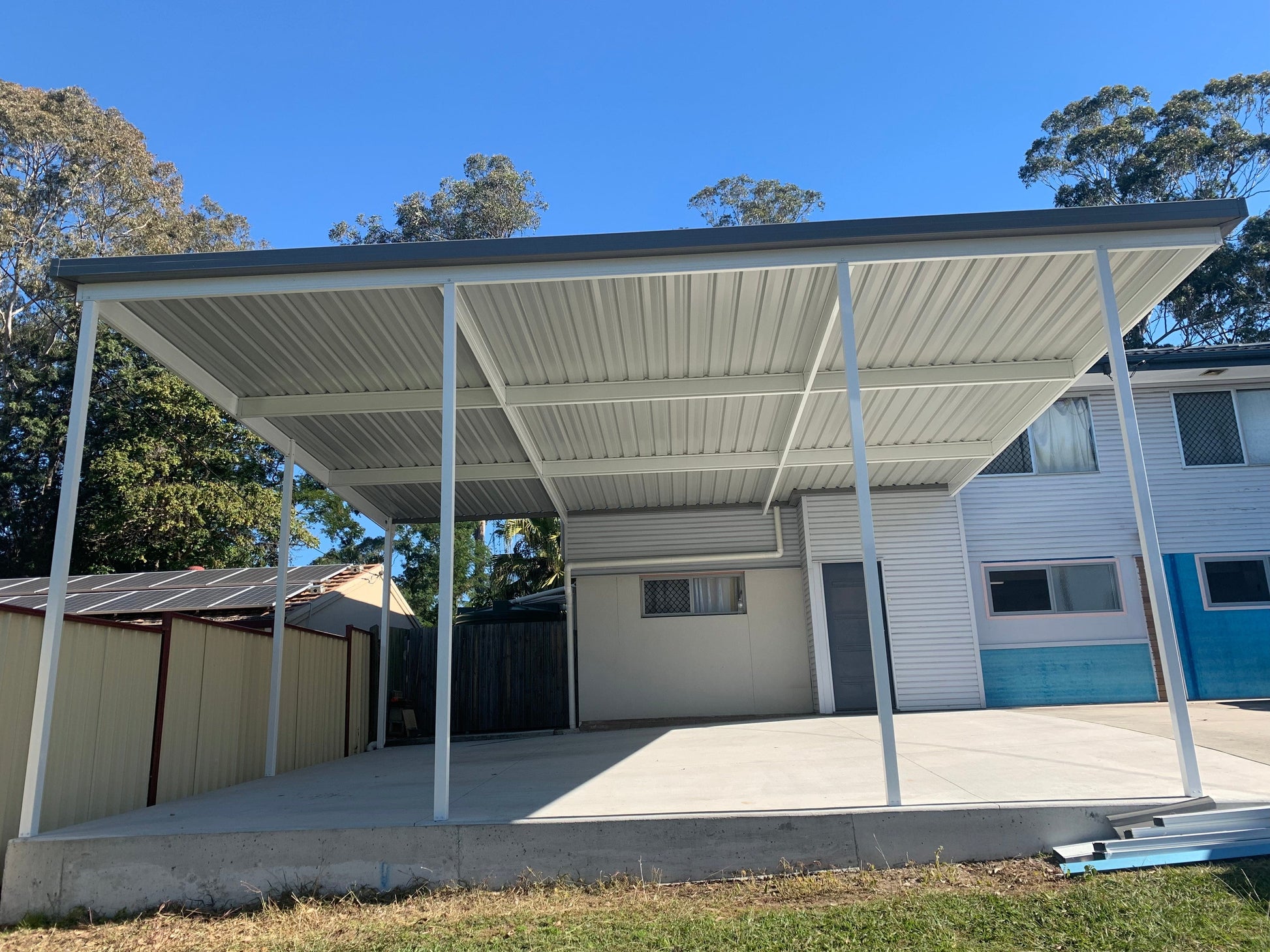 SmartKits Australia Flat Roof Carport- 9m (L) x 6m (W).