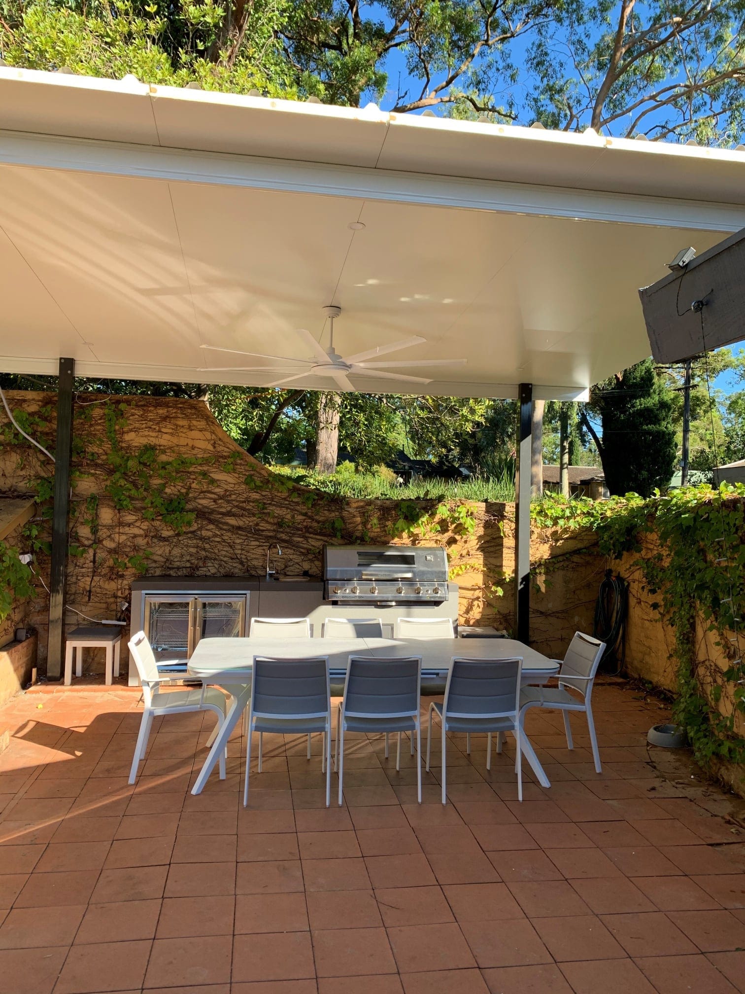 SmartKits Australia Free Standing, Flat Patio Roof- 10m (L) x 5m (W).