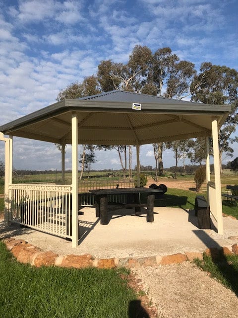 SmartKits Australia Gazebo, 6-sided 3M.