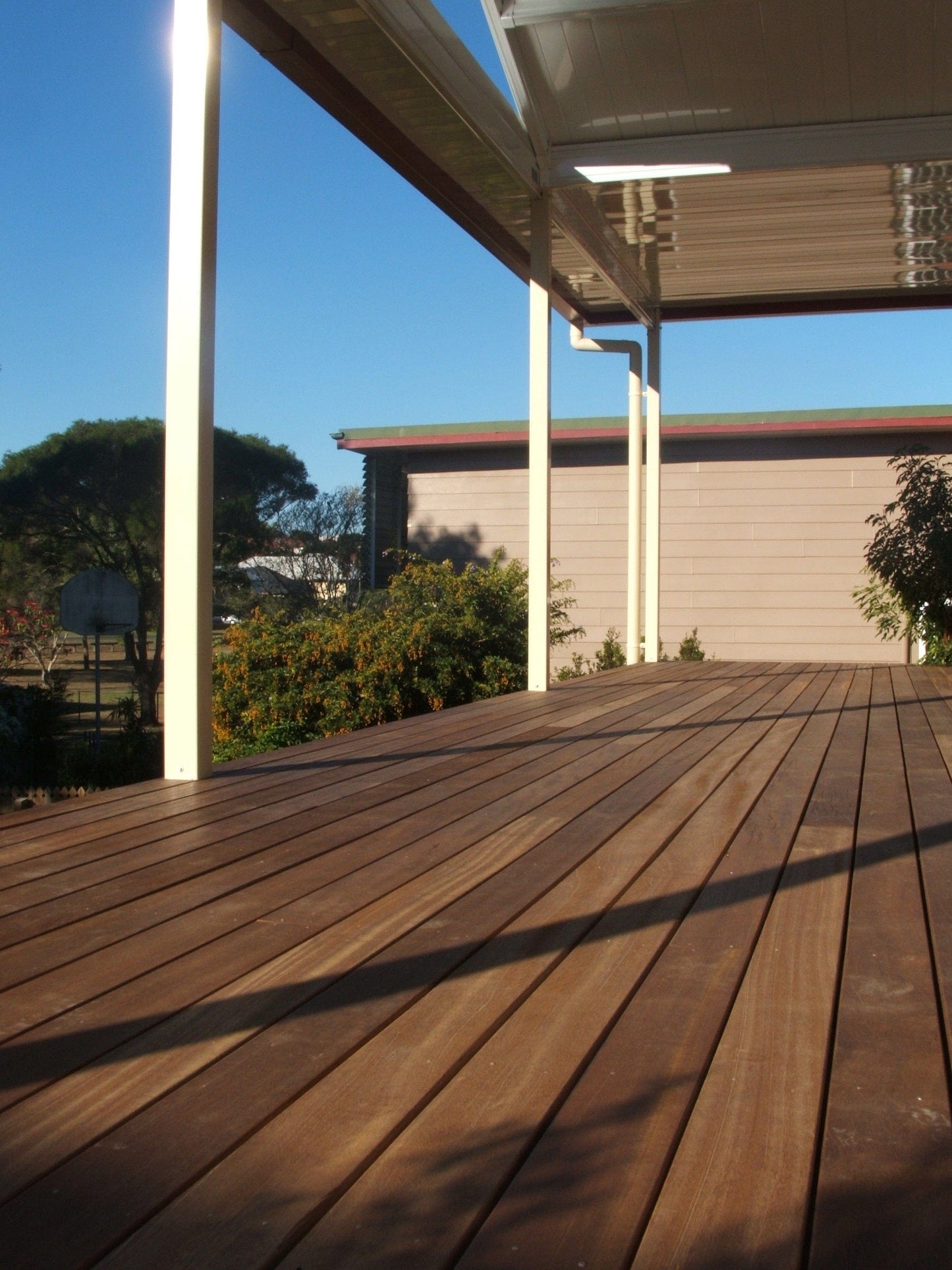 SmartKits Australia Ground level deck frame- 10m x 6m