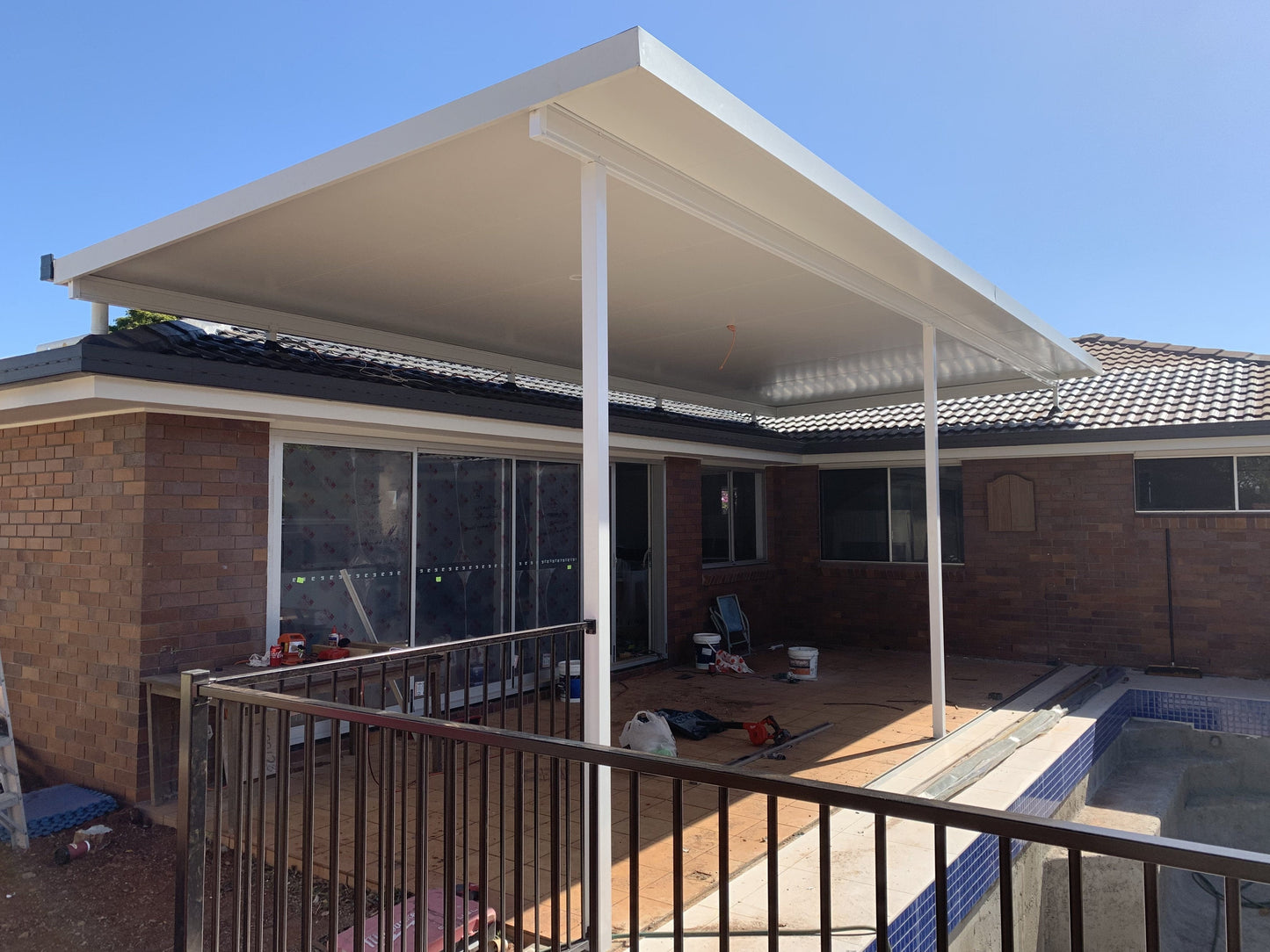 SmartKits Australia Insulated Flyover Roof- 10m (L) x 4m (W).