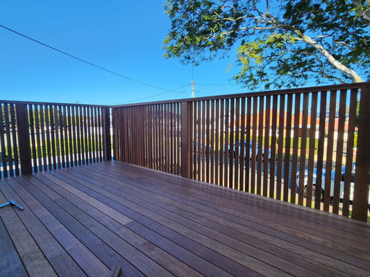 A Deck That Does It All: Smartkits Style Meets Merbau Muscle