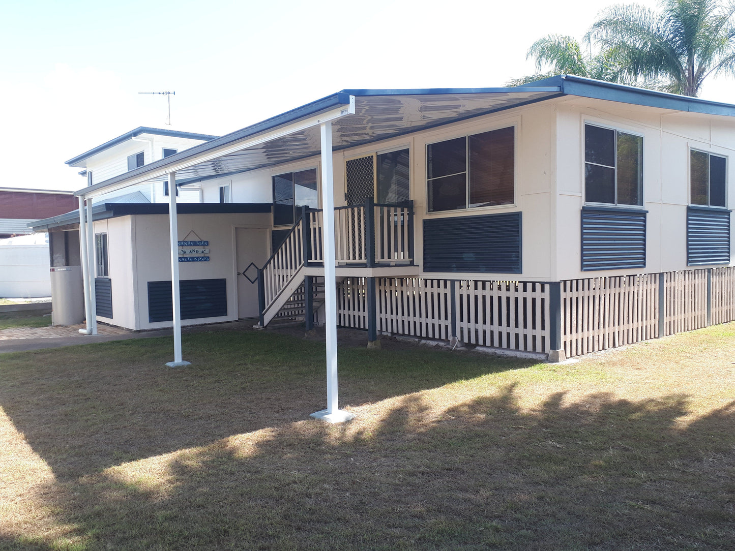 SmartKits Australia Attached, Flat Patio Roof- 5m (L) x 4m (W).
