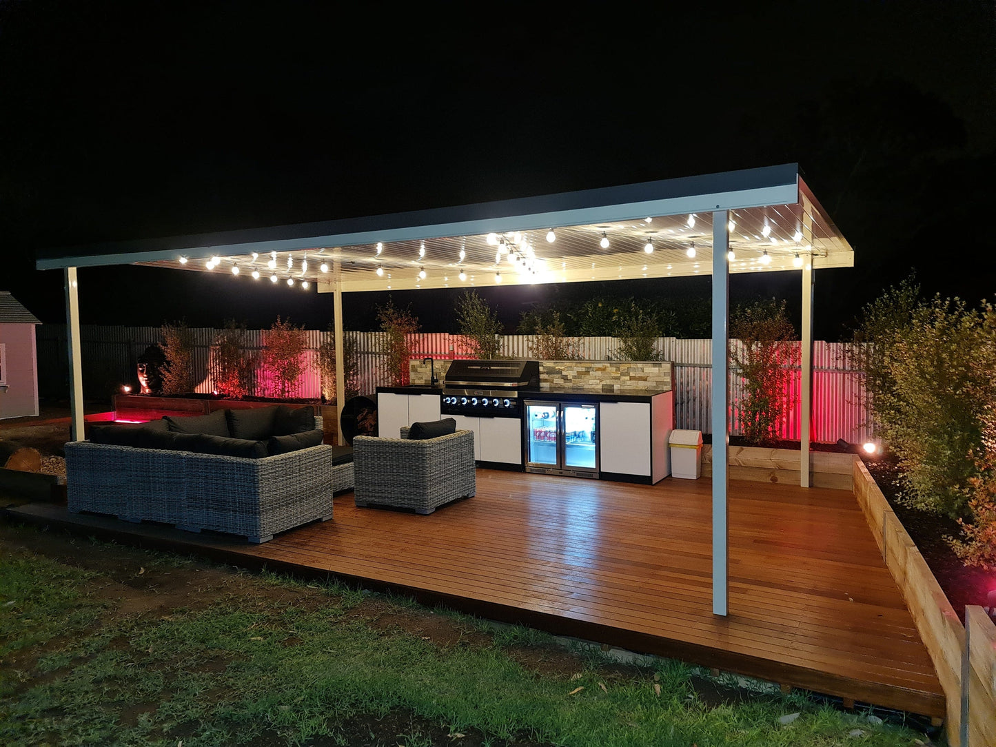 SmartKits Australia Free Standing, Flat Patio Roof- 3m (L) x 3m (W).
