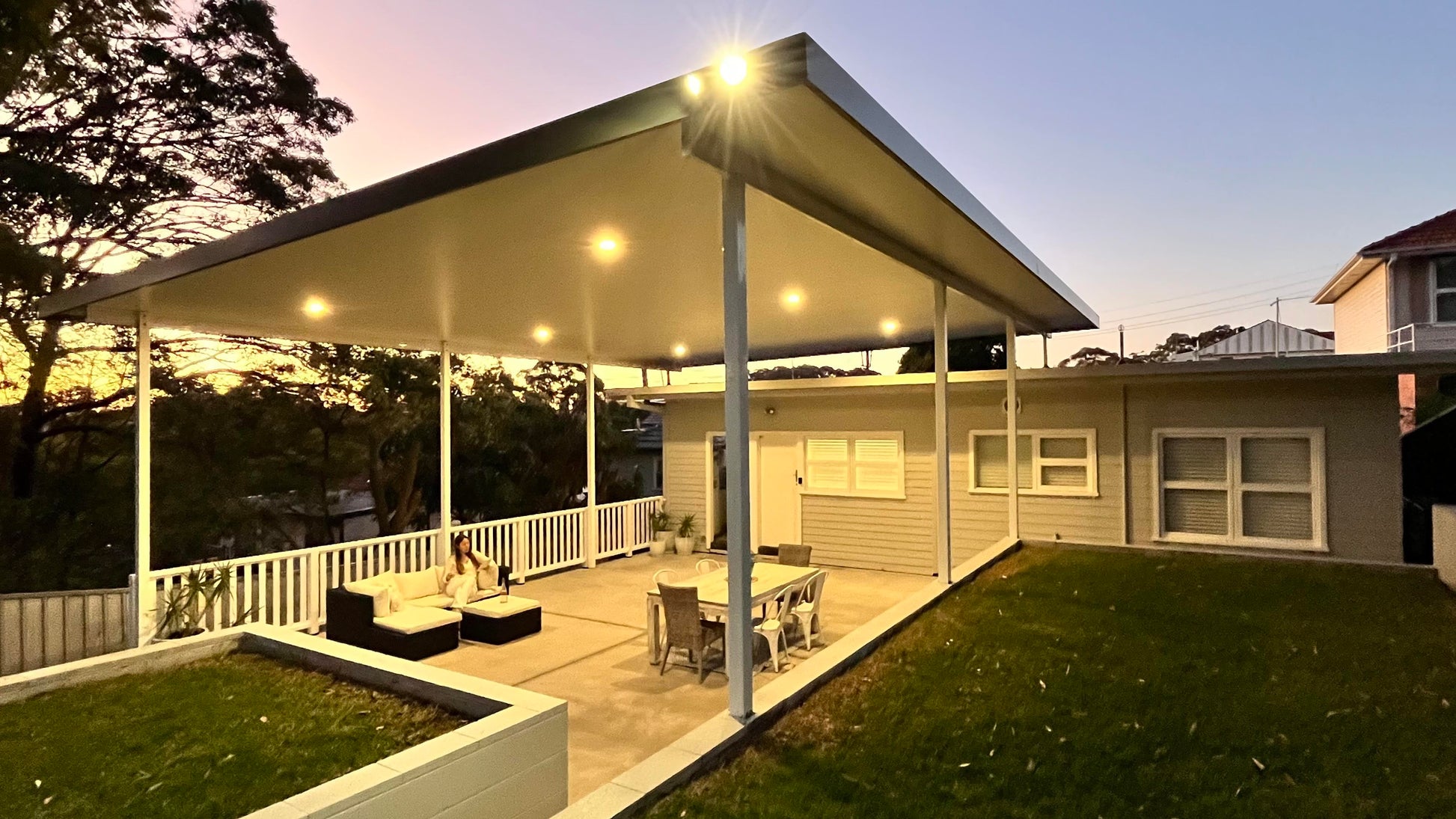 SmartKits Australia Free Standing, Flat Patio Roof- 3m (L) x 3m (W).