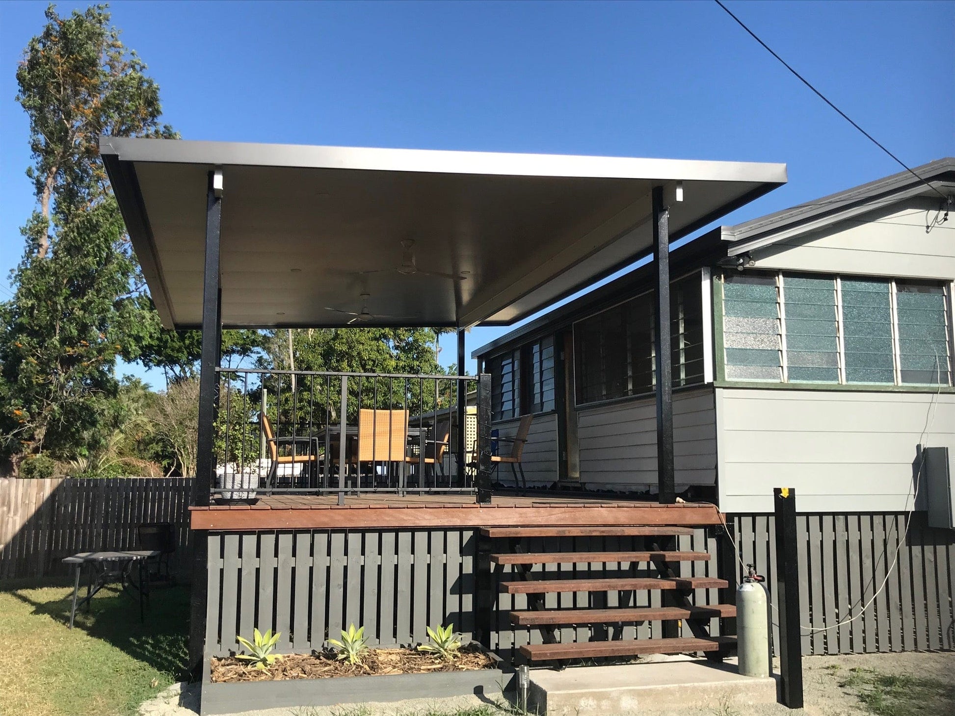 SmartKits Australia Free Standing, Flat Patio Roof- 3m (L) x 3m (W).