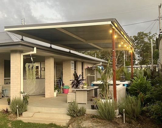 SmartKits Australia Non-Insulated, Flyover Roof- 8m (L) x 4m (W).