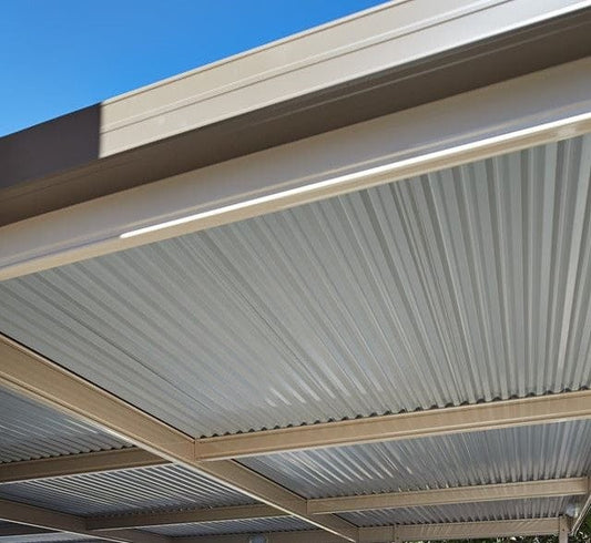 SmartKits Australia Free Standing, Flat Patio Roof- 11m (L) x 4m (W).