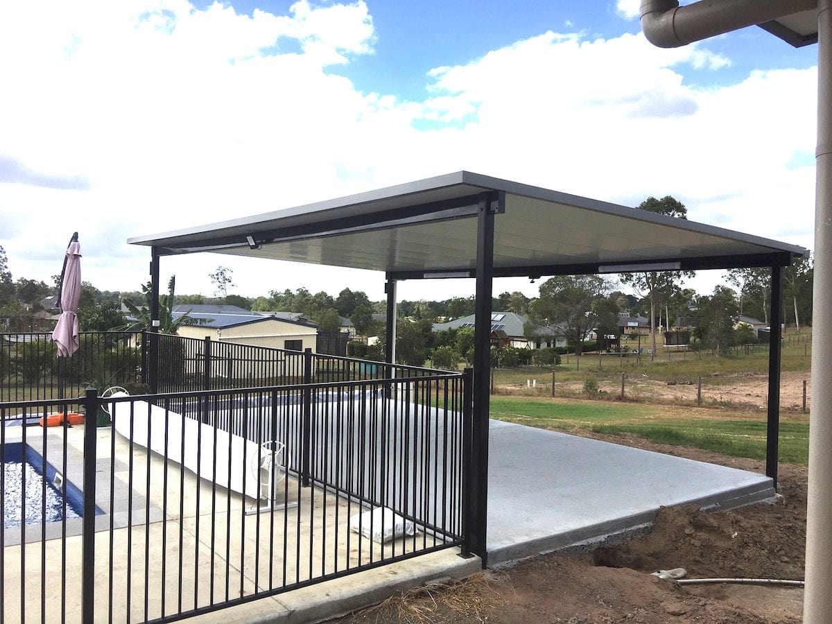 SmartKits Australia Free Standing, Flat Patio Roof- 12m (L) x 4m (W).